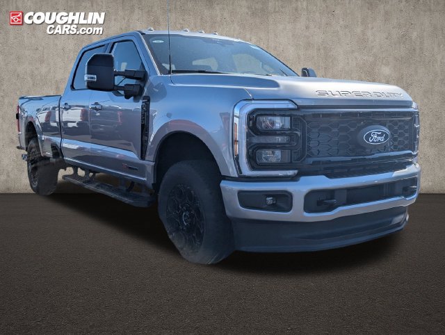 New 2027 Ford F350 Lariat w/ Black Appearance Package