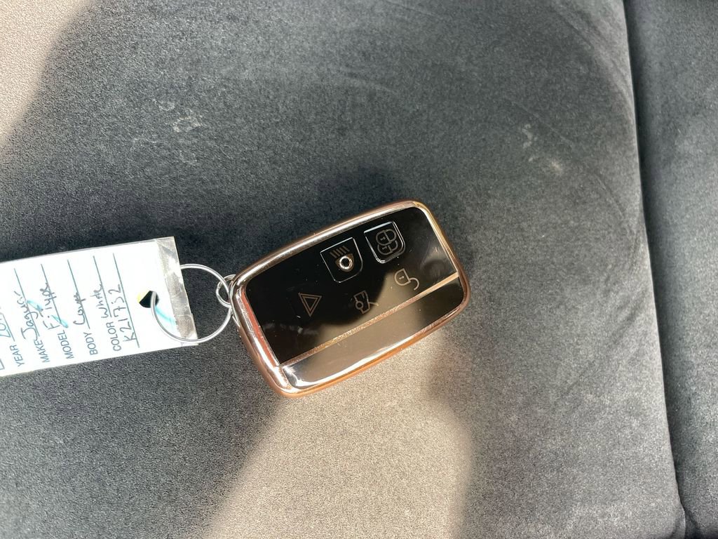 Used 2015 Jaguar F-TYPE Coupe image 35