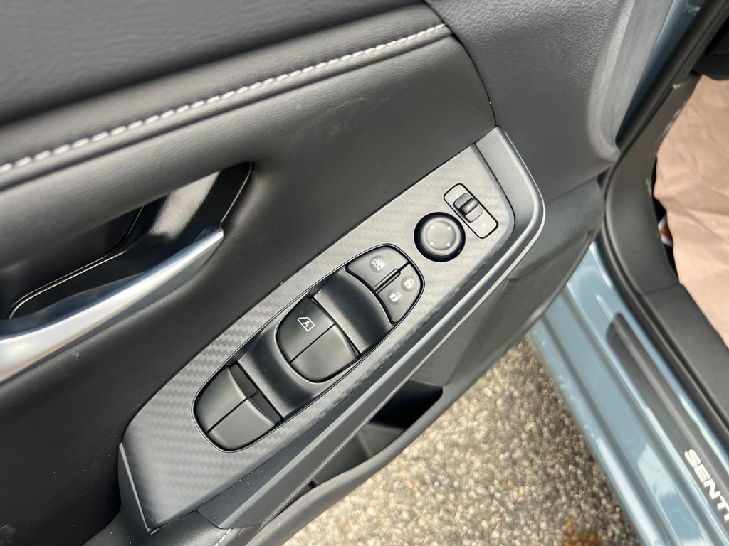 New 2025 Nissan Sentra SV image 12