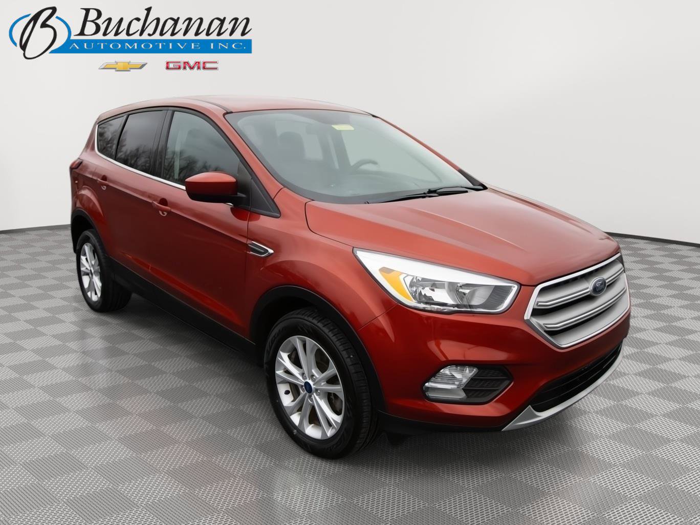 Used 2019 Ford Escape SE image 1