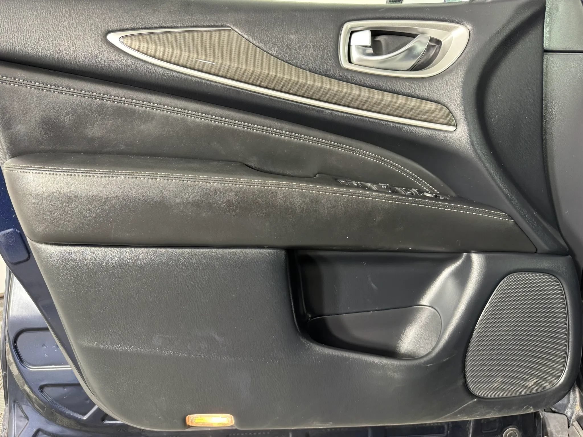 Used 2019 INFINITI QX60 Pure AWD/4WD image 40