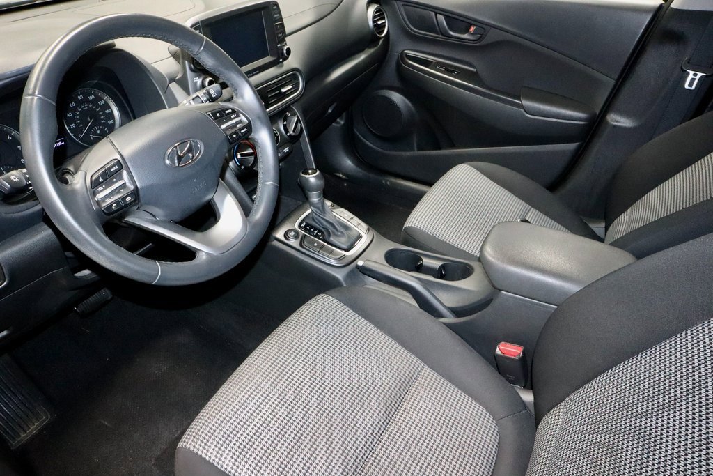 Used 2020 Hyundai Kona SEL w/ Cargo Package image 23