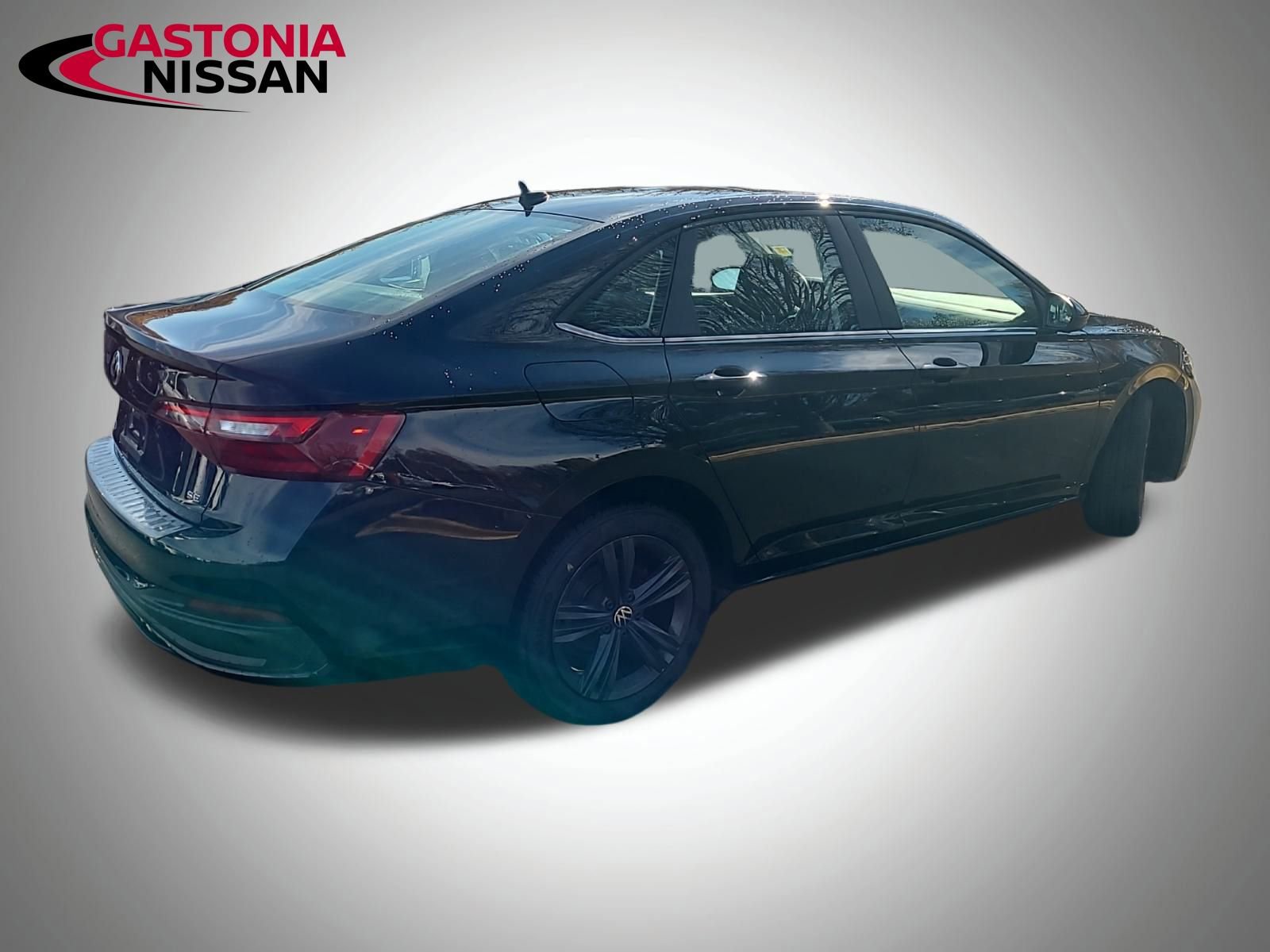 Used 2024 Volkswagen Jetta SE image 13