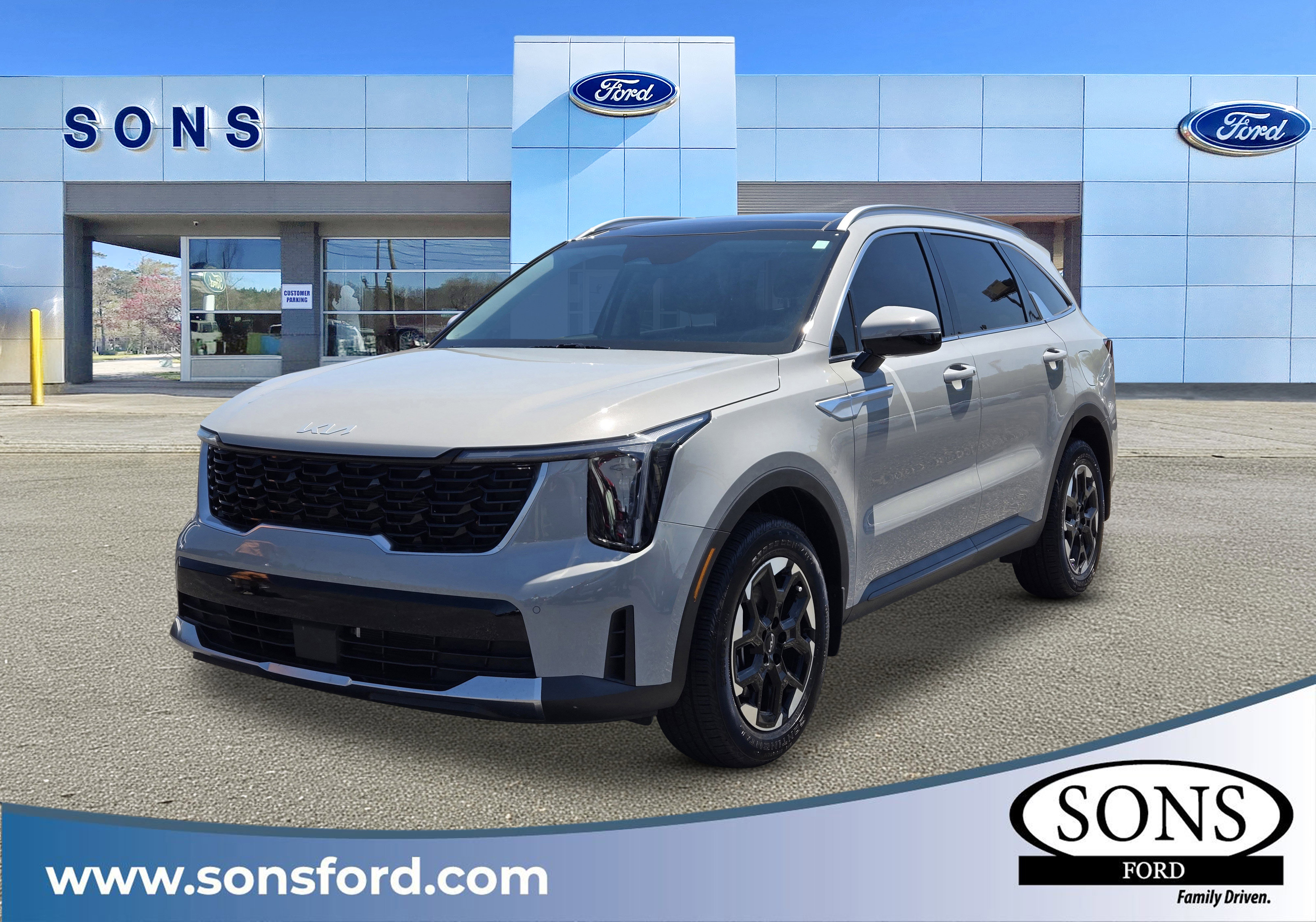 Used 2025 Kia Sorento S w/ Panoramic Sunroof Package