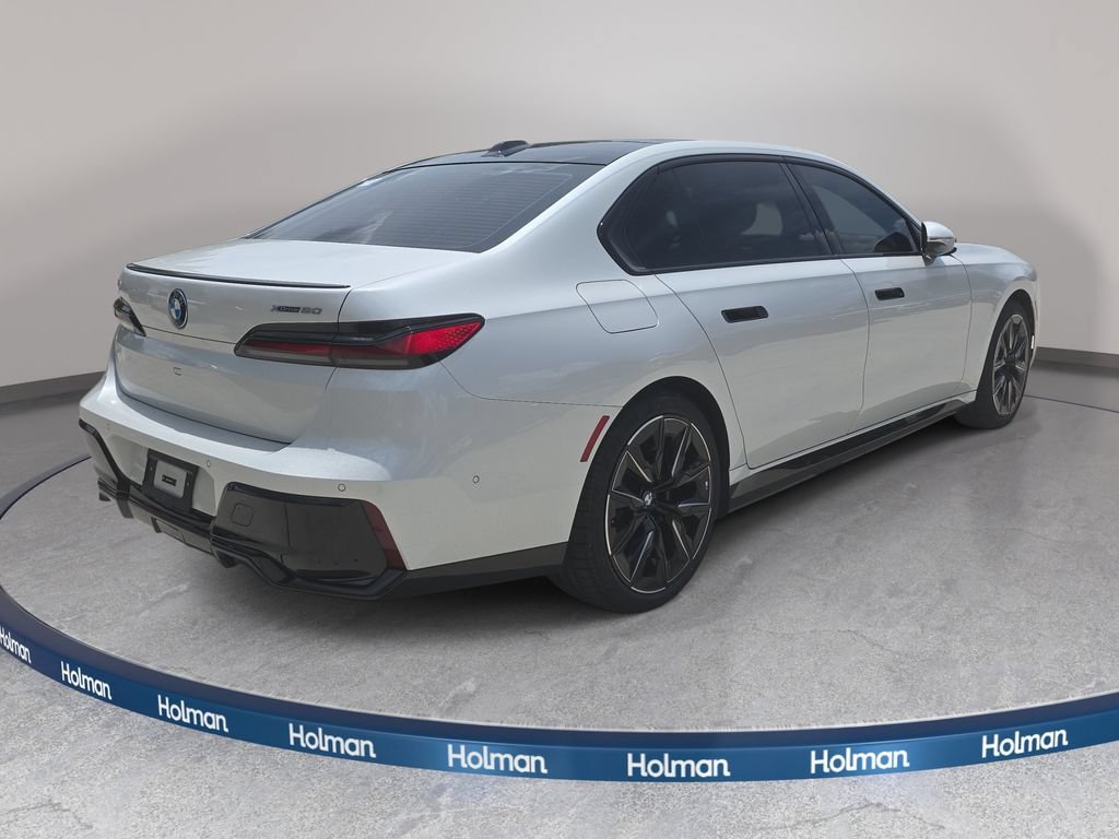 Certified 2023 BMW i7 xDrive60 AWD/4WD image 5