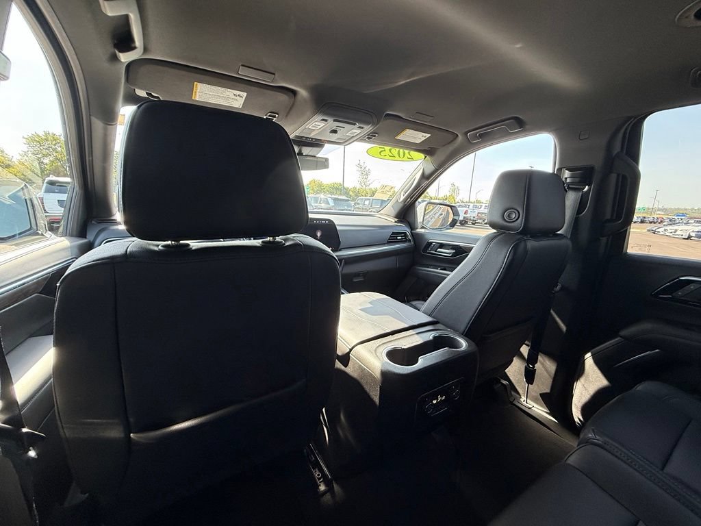 Used 2025 Chevrolet Tahoe LT AWD/4WD image 26