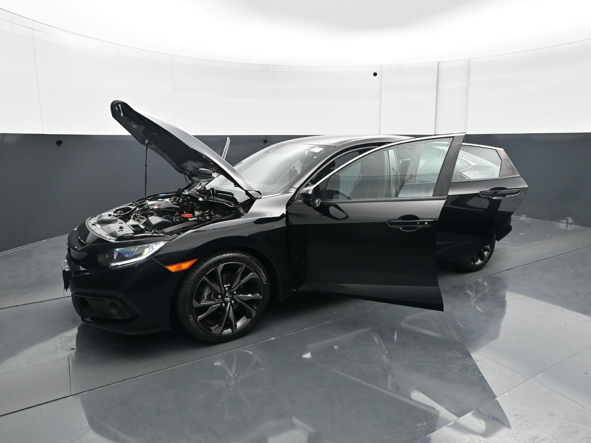 Used 2020 Honda Civic Sport image 28
