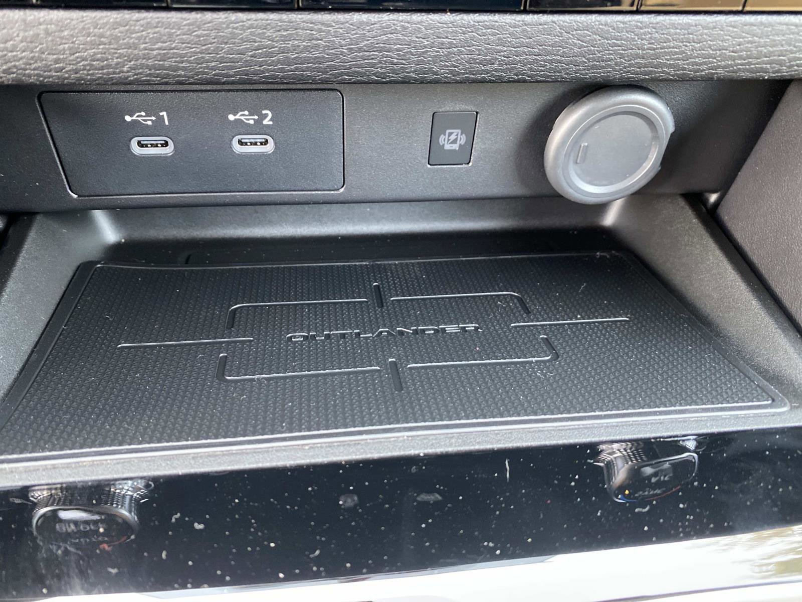 New 2026 Mitsubishi Outlander SE image 11