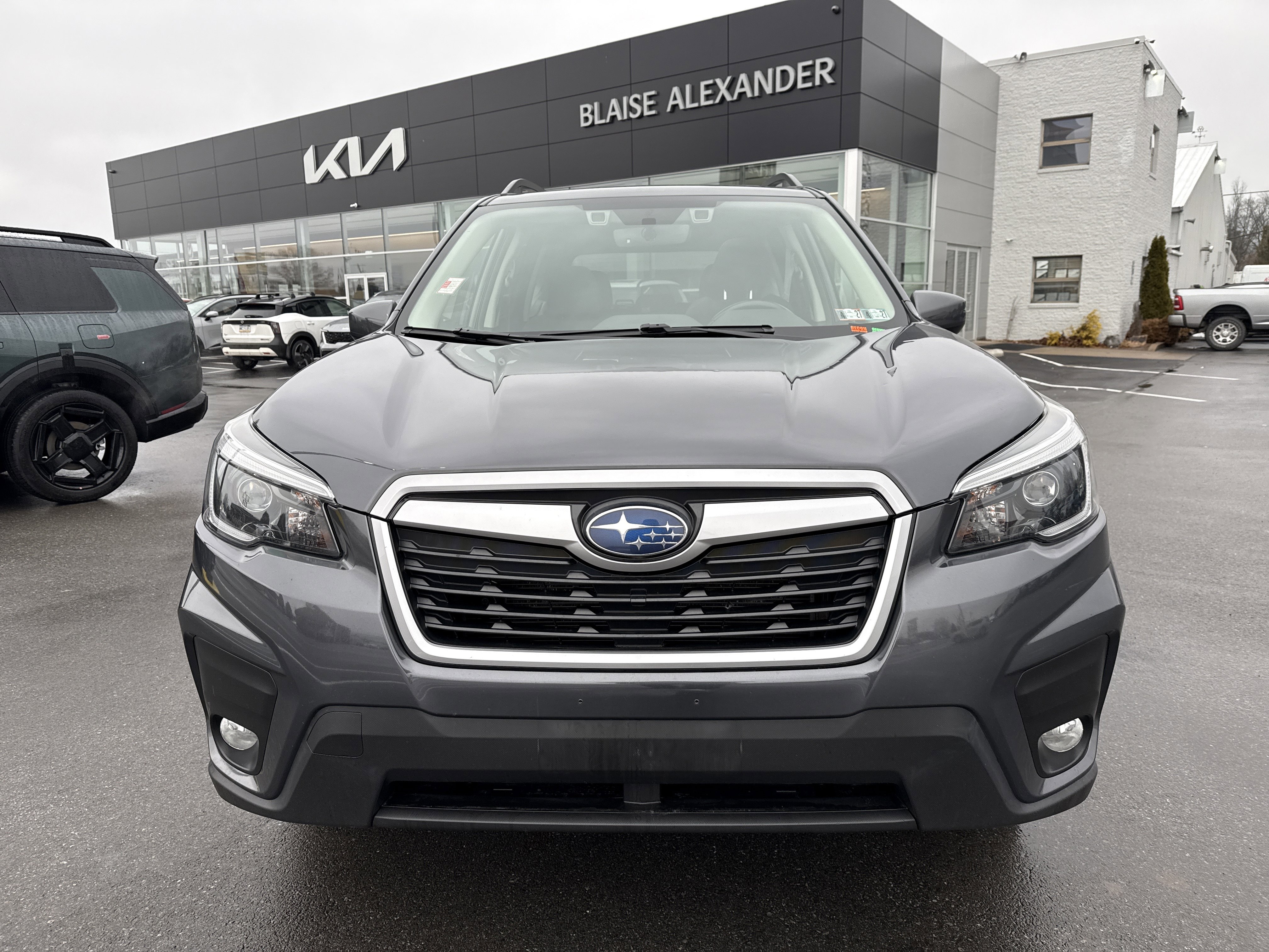 Used 2021 Subaru Forester Premium image 9