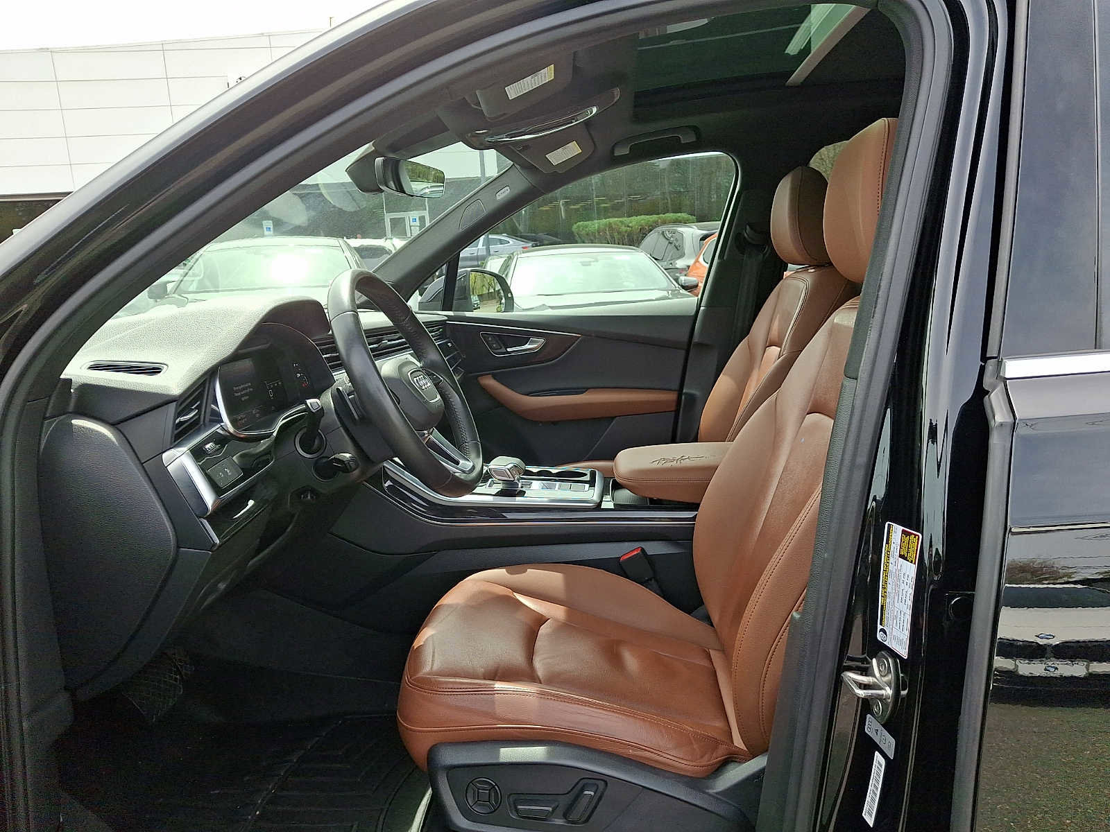 Used 2020 Audi Q7 2.0T Premium Plus w/ Premium Plus Package AWD/4WD image 14