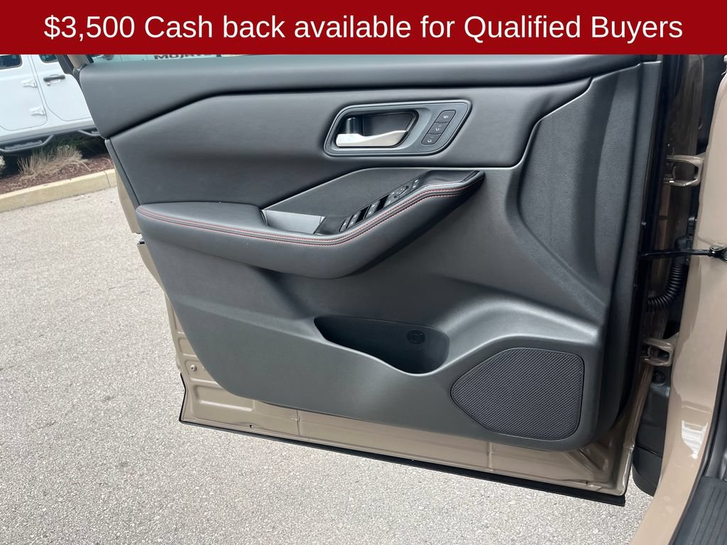 New 2026 Nissan Rogue SV AWD/4WD image 11