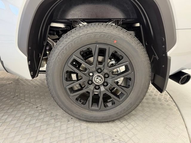 New 2026 Toyota Tundra Limited AWD/4WD image 25