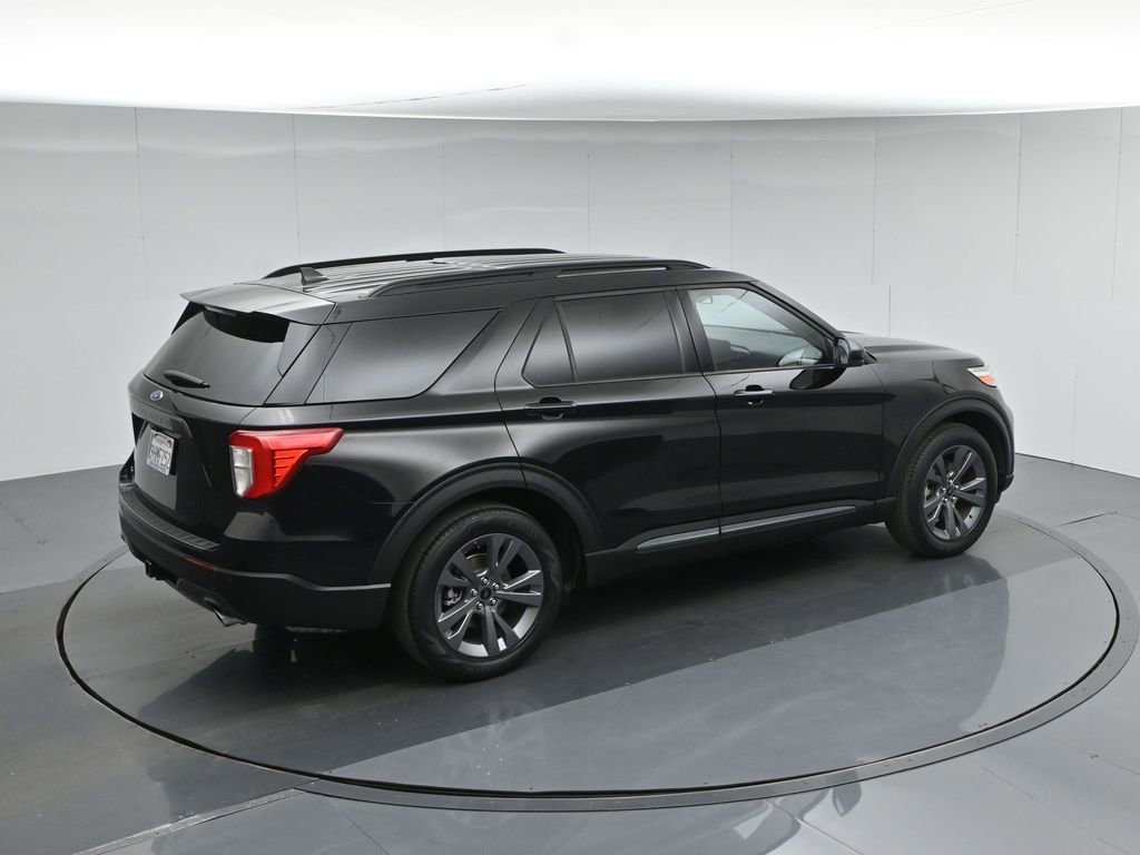 Used 2023 Ford Explorer XLT w/ Equipment Group 202A image 43
