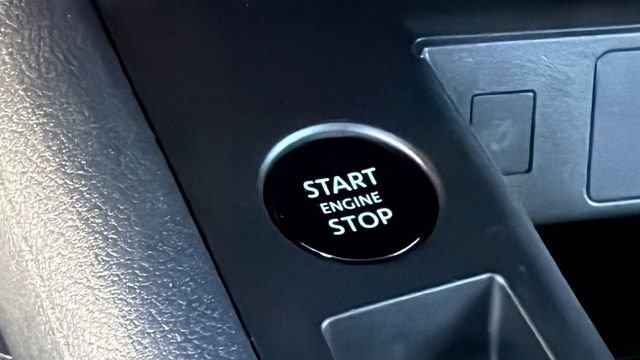 New 2026 Nissan Kicks SV w/ SV Premium Package image 17