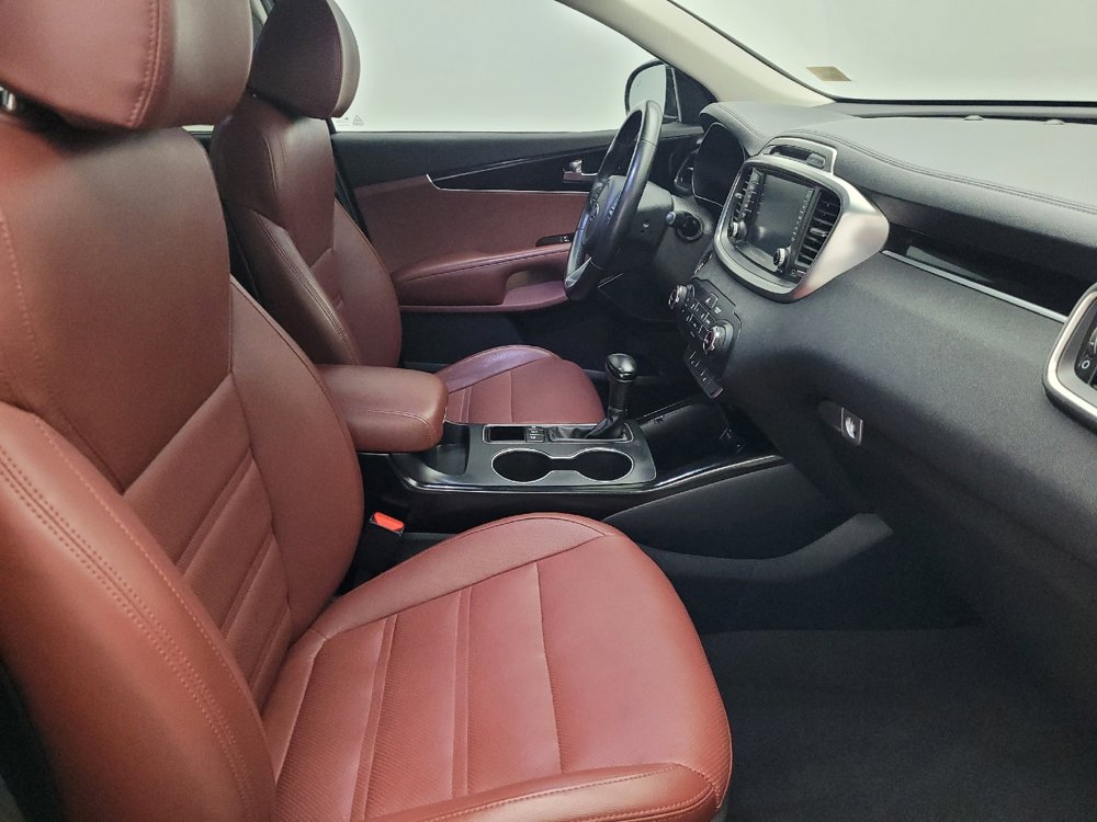 Used 2018 Kia Sorento SX image 21