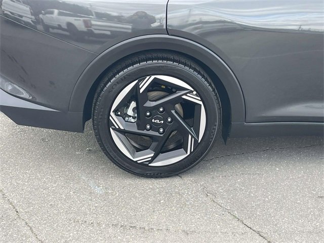 Used 2025 Kia K4 EX image 9