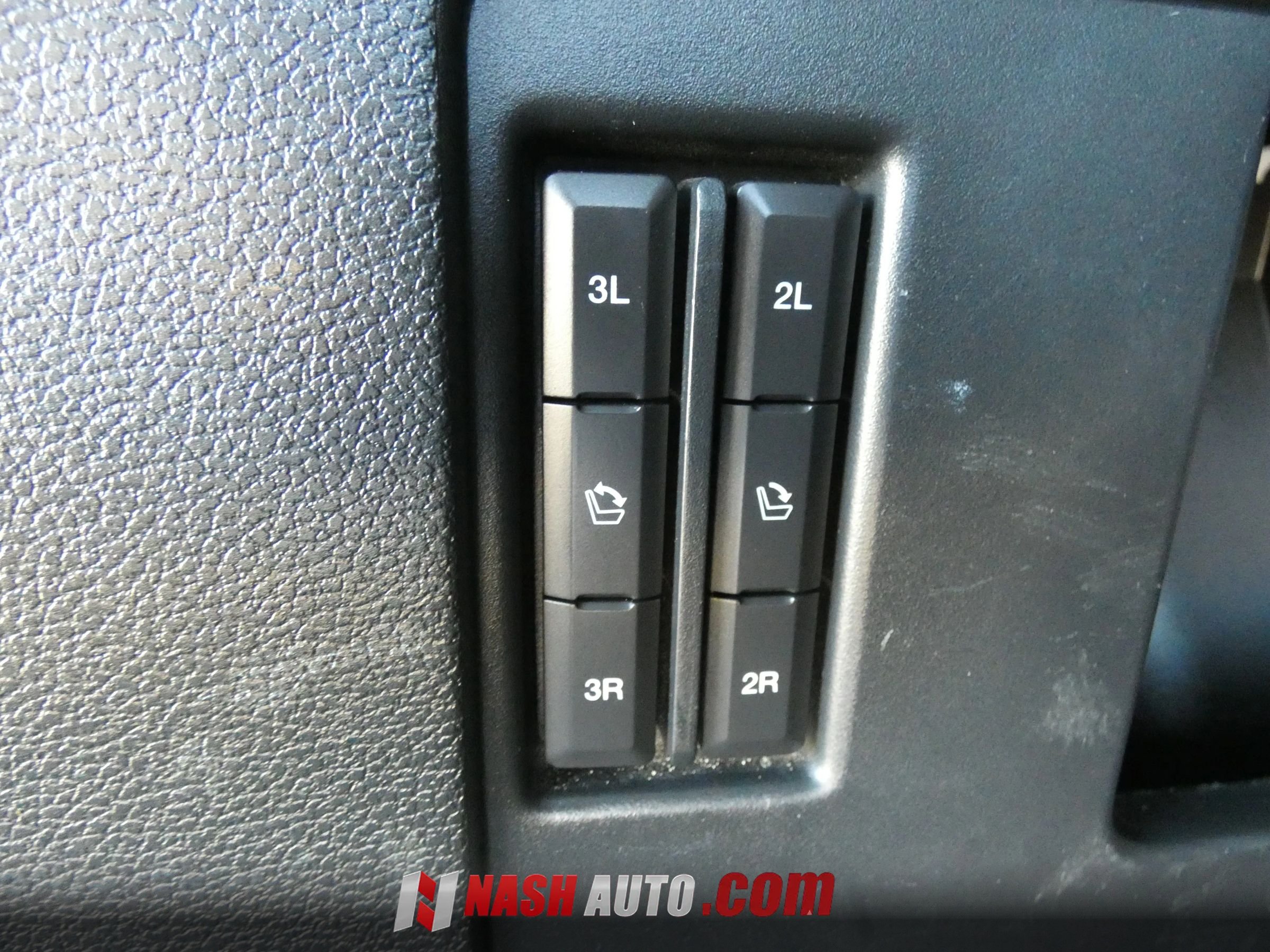 Used 2020 Ford Expedition Max XLT w/ Equipment Group 202A RWD image 53