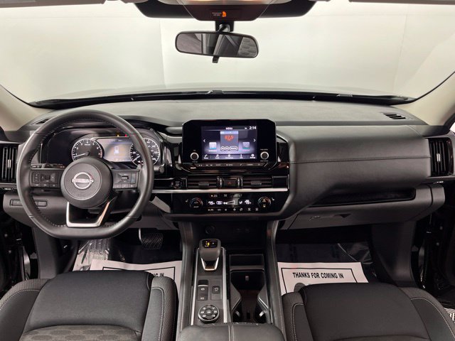 Used 2025 Nissan Pathfinder SV w/ SV Premium Package AWD/4WD image 41