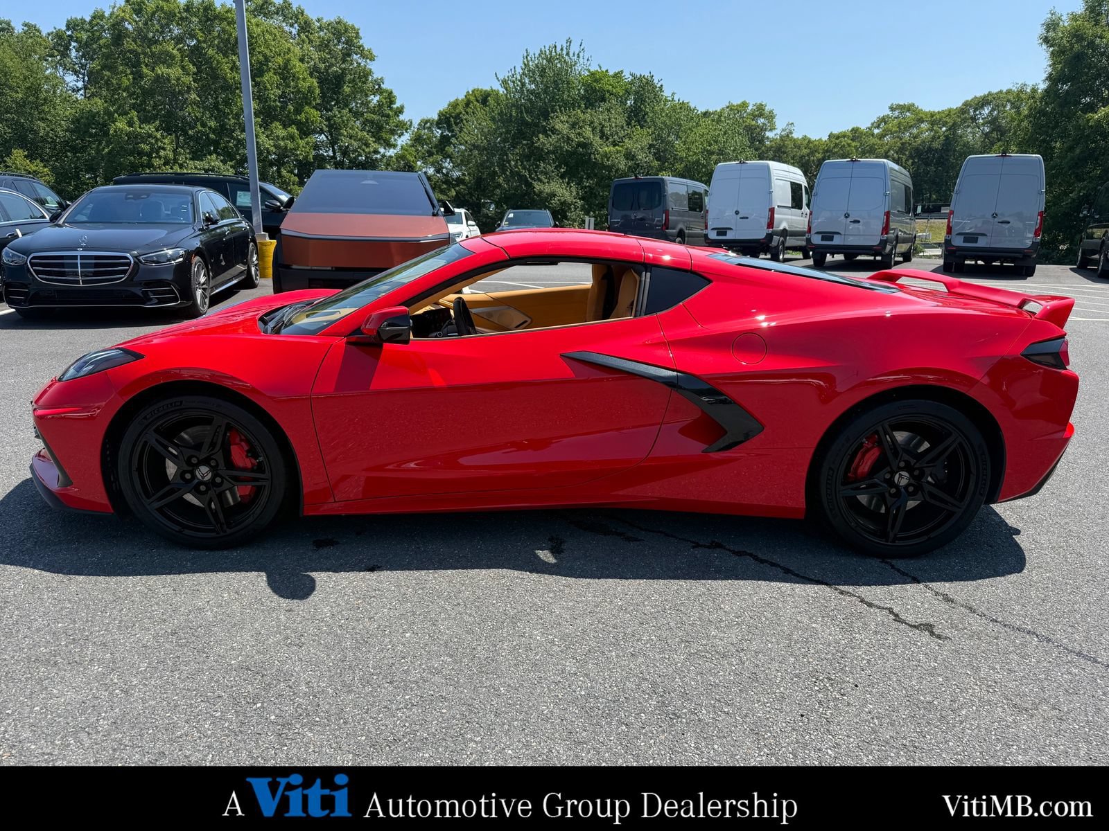 Used 2020 Chevrolet Corvette Stingray Premium Cpe w/ 3LT Preferred Equipment Group RWD image 11