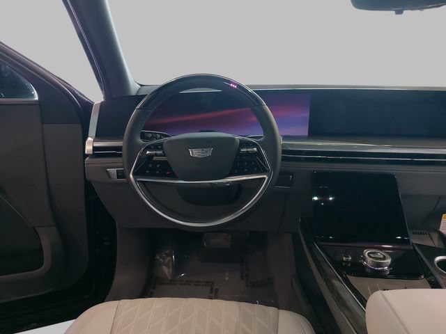 Used 2025 Cadillac Escalade IQ Luxury 1 w/ Smart Trailering package AWD/4WD image 17