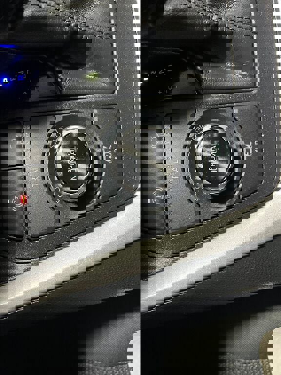 Used 2024 Toyota RAV4 LE image 15