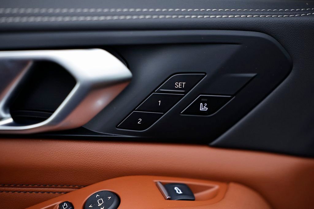 New 2026 BMW X5 M60i w/ Climate Comfort Package image 17