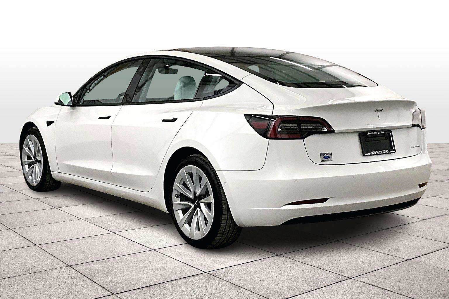 Used 2022 Tesla Model 3 Long Range image 11