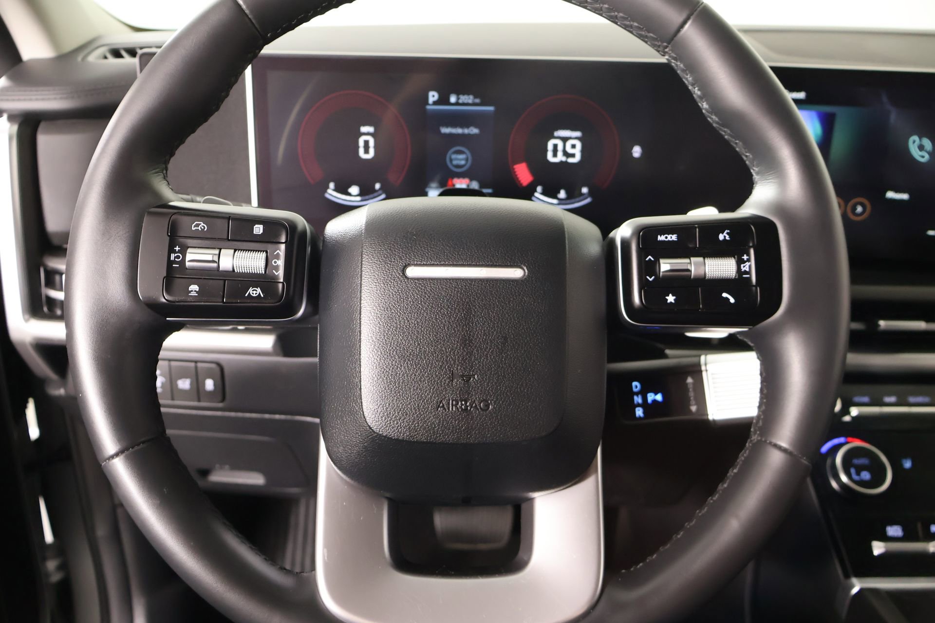Used 2026 Hyundai Santa Fe SEL FWD image 3