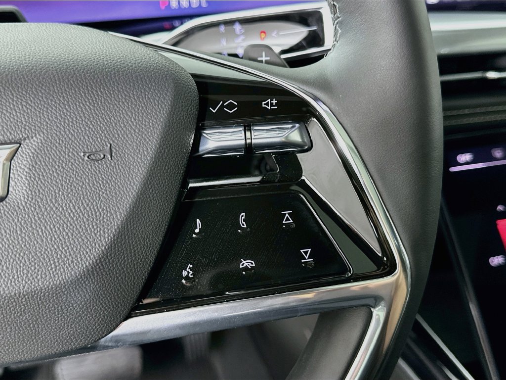 New 2026 Cadillac Escalade Sport w/ Touring Package AWD/4WD image 13