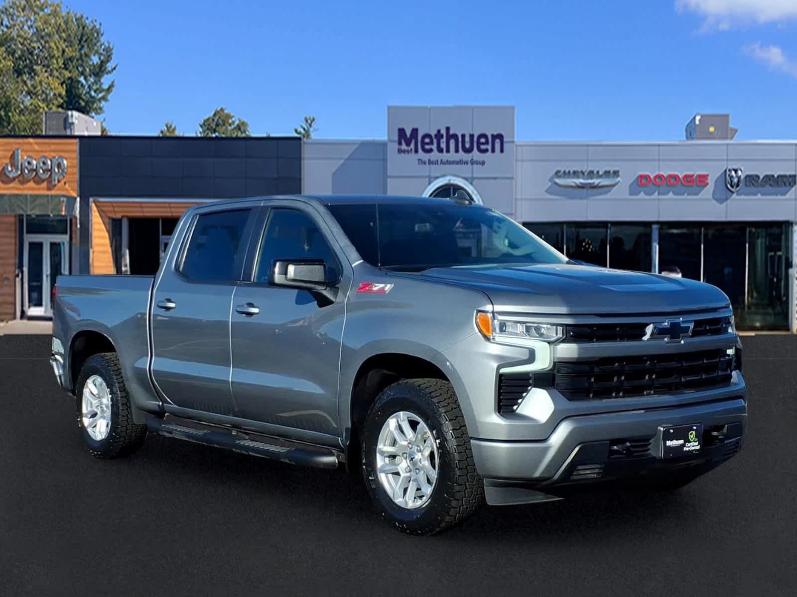Used 2023 Chevrolet Silverado 1500 RST AWD/4WD image 1