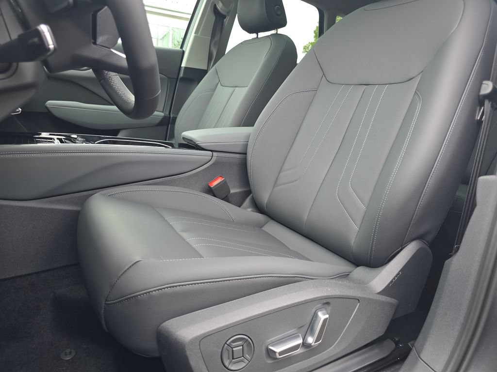 New 2026 Audi Q3 quattro 2.0T AWD/4WD image 18