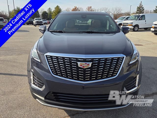 Used 2024 Cadillac XT5 Premium Luxury w/ Technology Package image 4