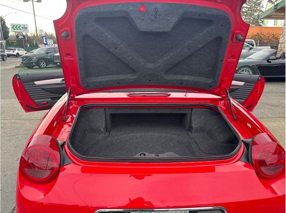 Used 2002 Ford Thunderbird image 28