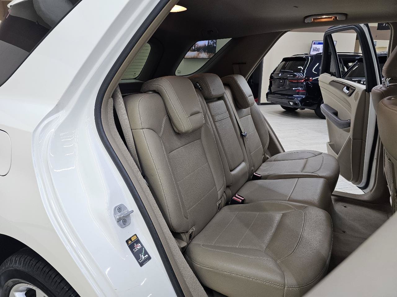 Used 2014 Mercedes-Benz ML 350 2WD image 24