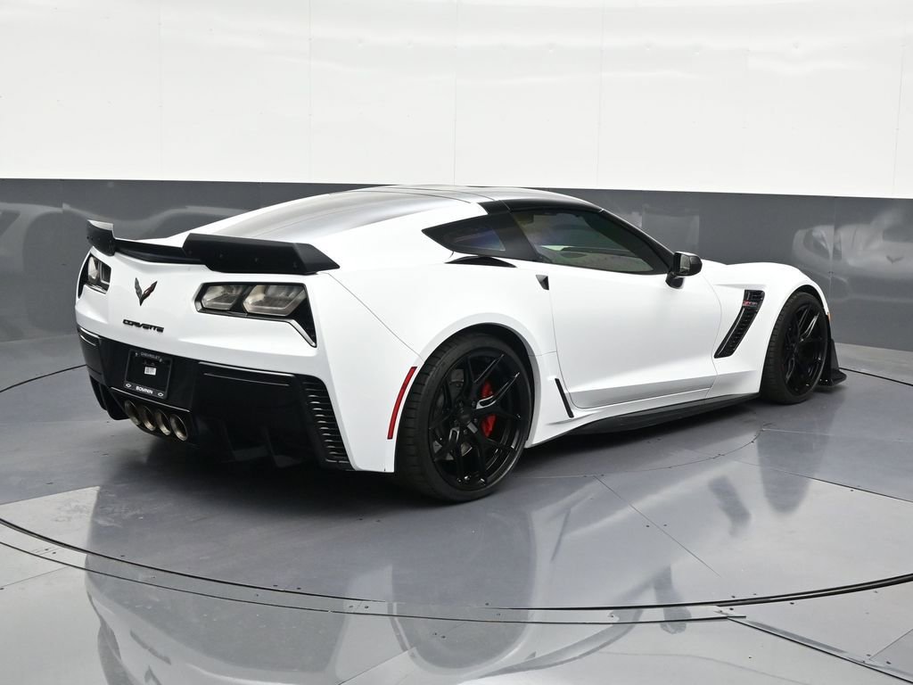 Used 2019 Chevrolet Corvette Z06 image 5