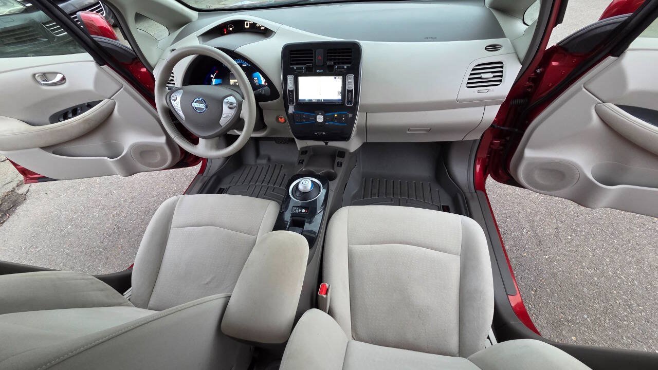 Used 2012 Nissan Leaf SV FWD image 35