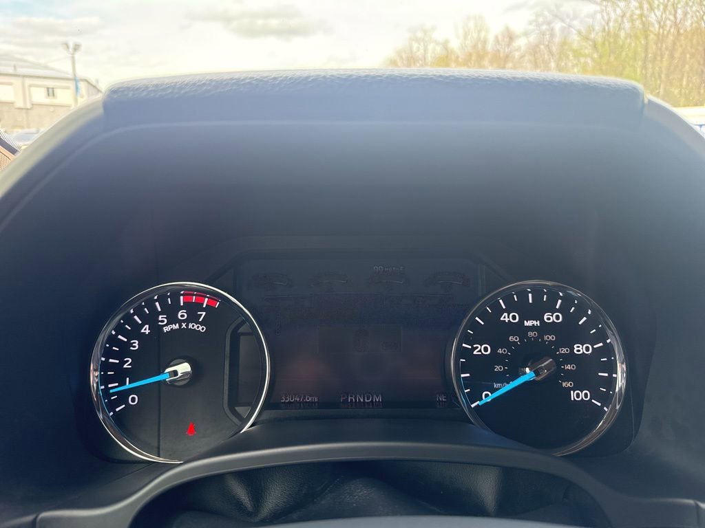 Used 2022 Ford F350 Lariat w/ Chrome Package image 22