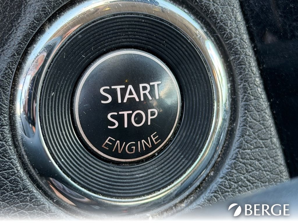 Used 2017 Nissan Rogue SL w/ SL Premium Package image 28