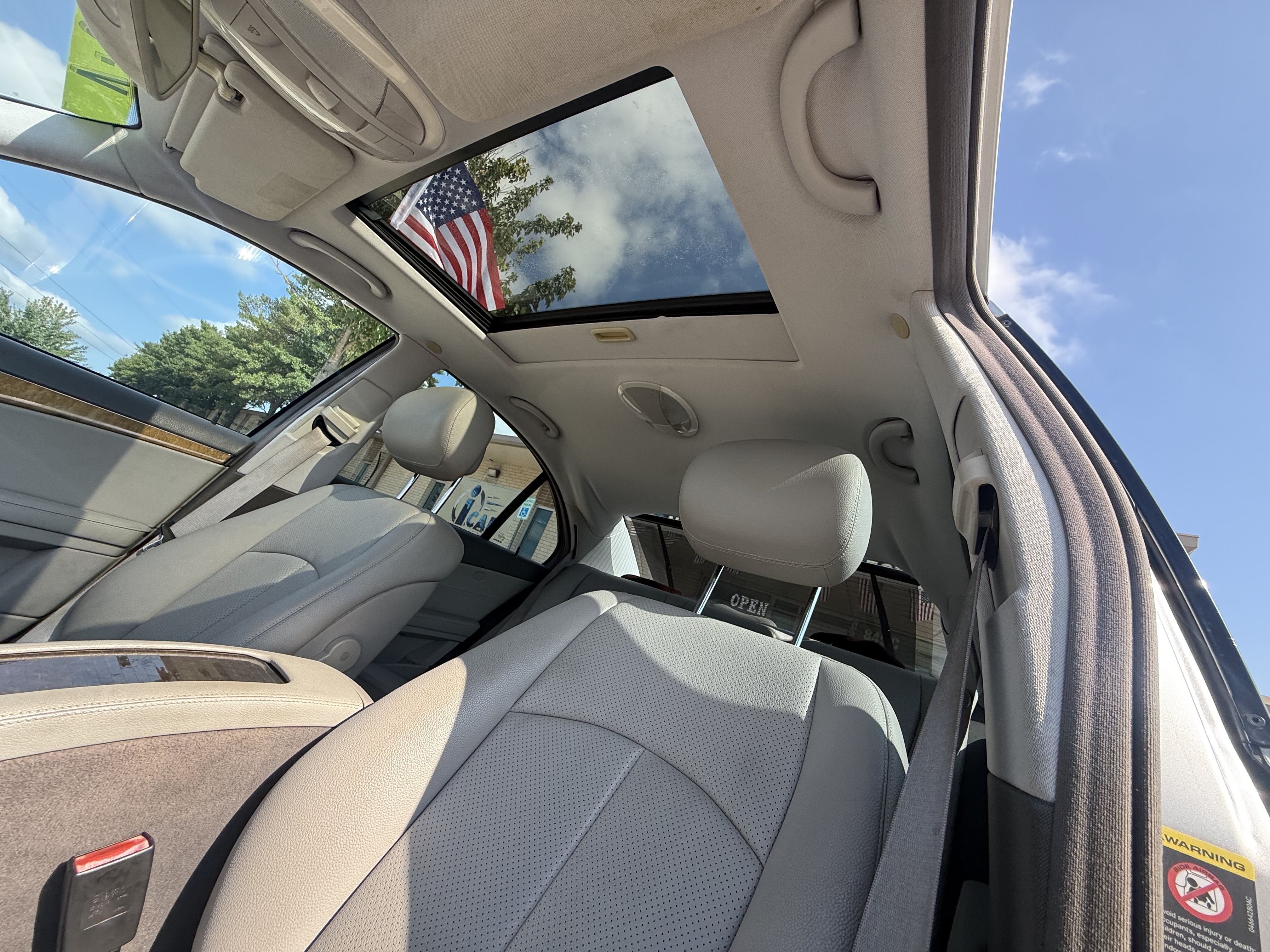 Used 2007 Mercedes-Benz E 350 Sedan w/ Premium Pkg 1 image 15
