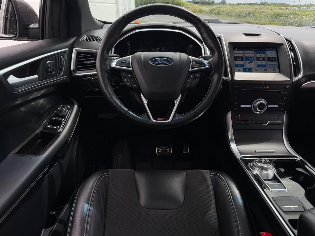 Used 2019 Ford Edge ST AWD/4WD image 13