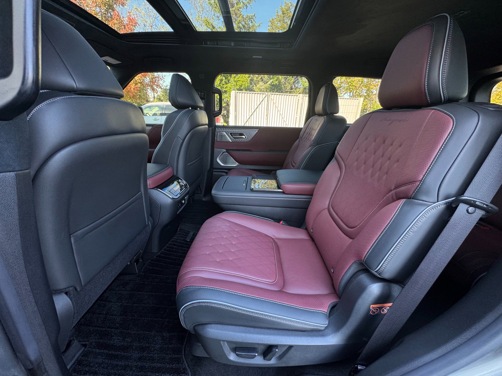 Used 2025 INFINITI QX80 Autograph w/ Autograph Exterior Package image 63