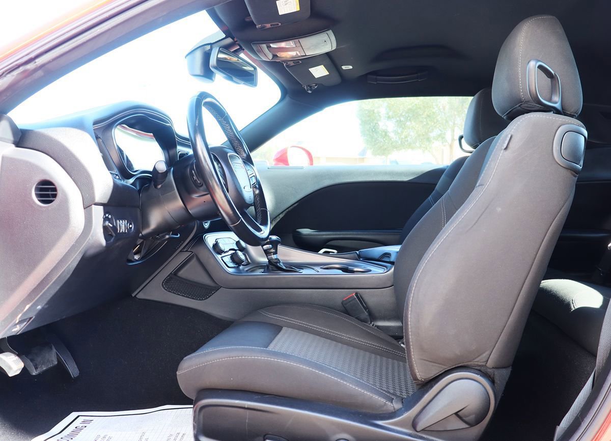 Used 2023 Dodge Challenger SXT RWD image 33