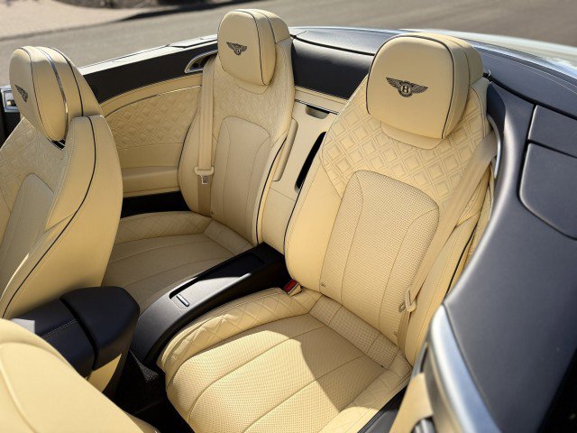 Used 2022 Bentley Continental GT Mulliner image 26