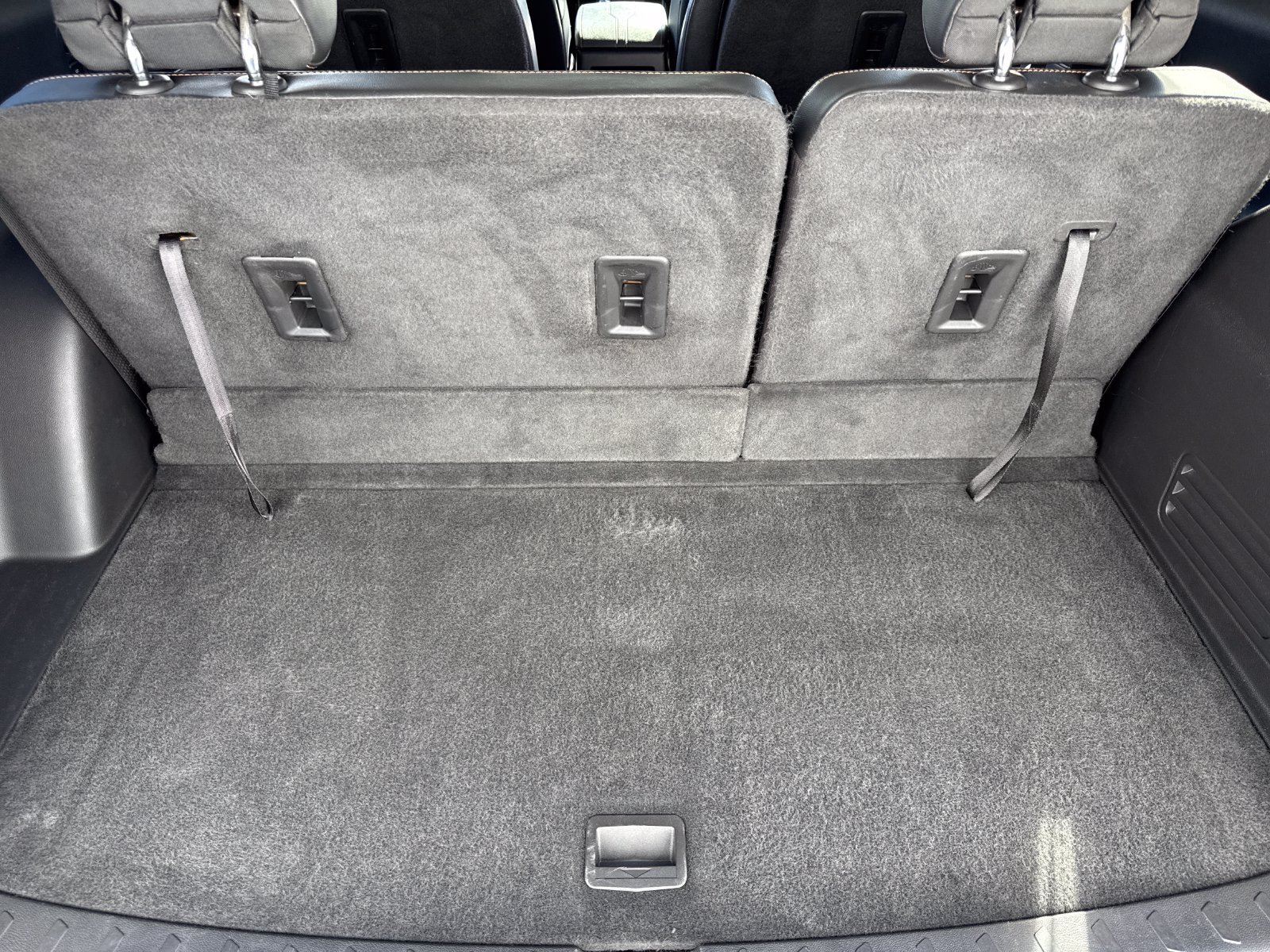 Used 2019 Chevrolet Traverse LT w/ LPO, Floor Liner Package AWD/4WD image 27