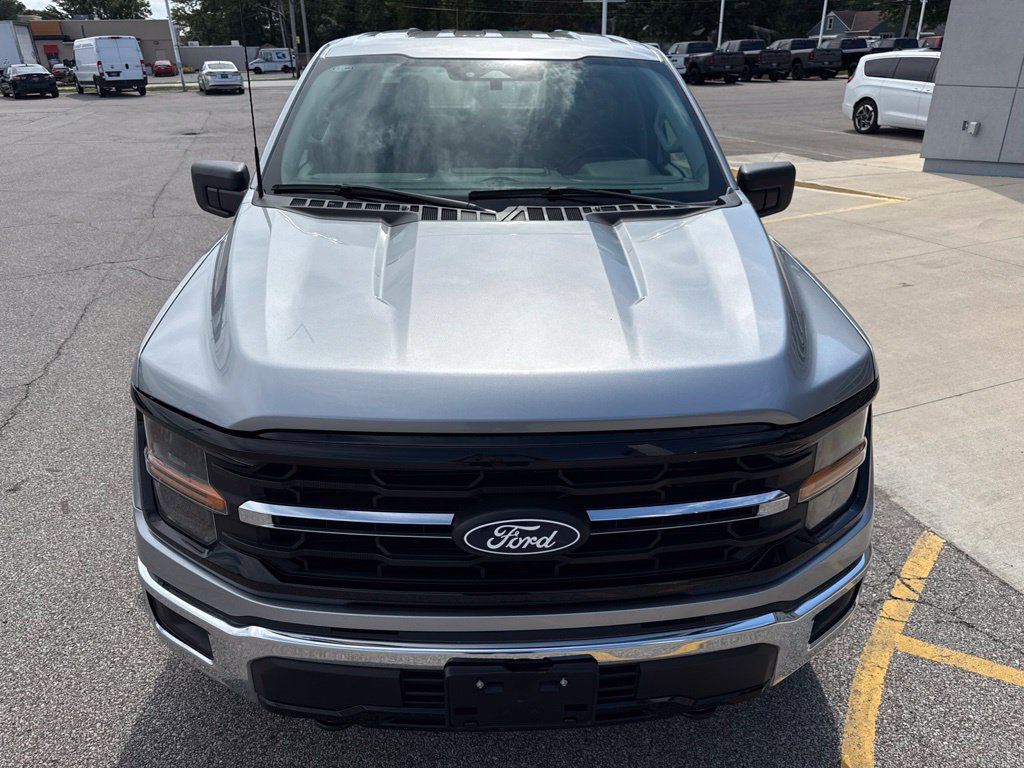 Used 2025 Ford F150 XLT w/ Equipment Group 301A Standard AWD/4WD image 11