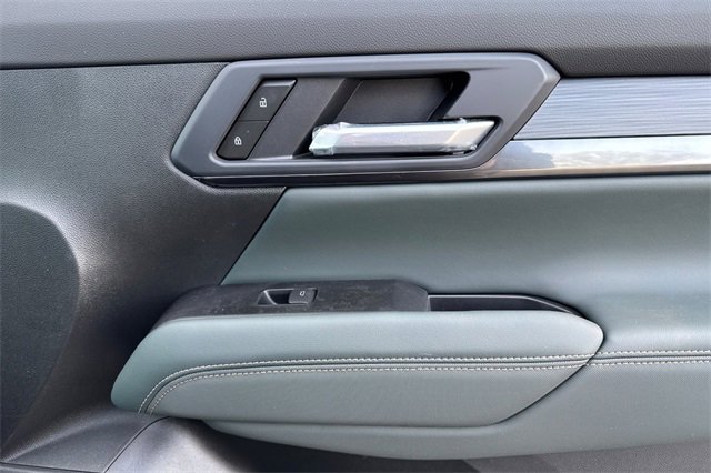 New 2026 GMC Terrain AT4 w/ LPO, Floor Liner Package image 20