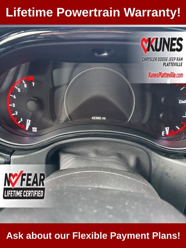 Used 2025 Dodge Durango GT image 13