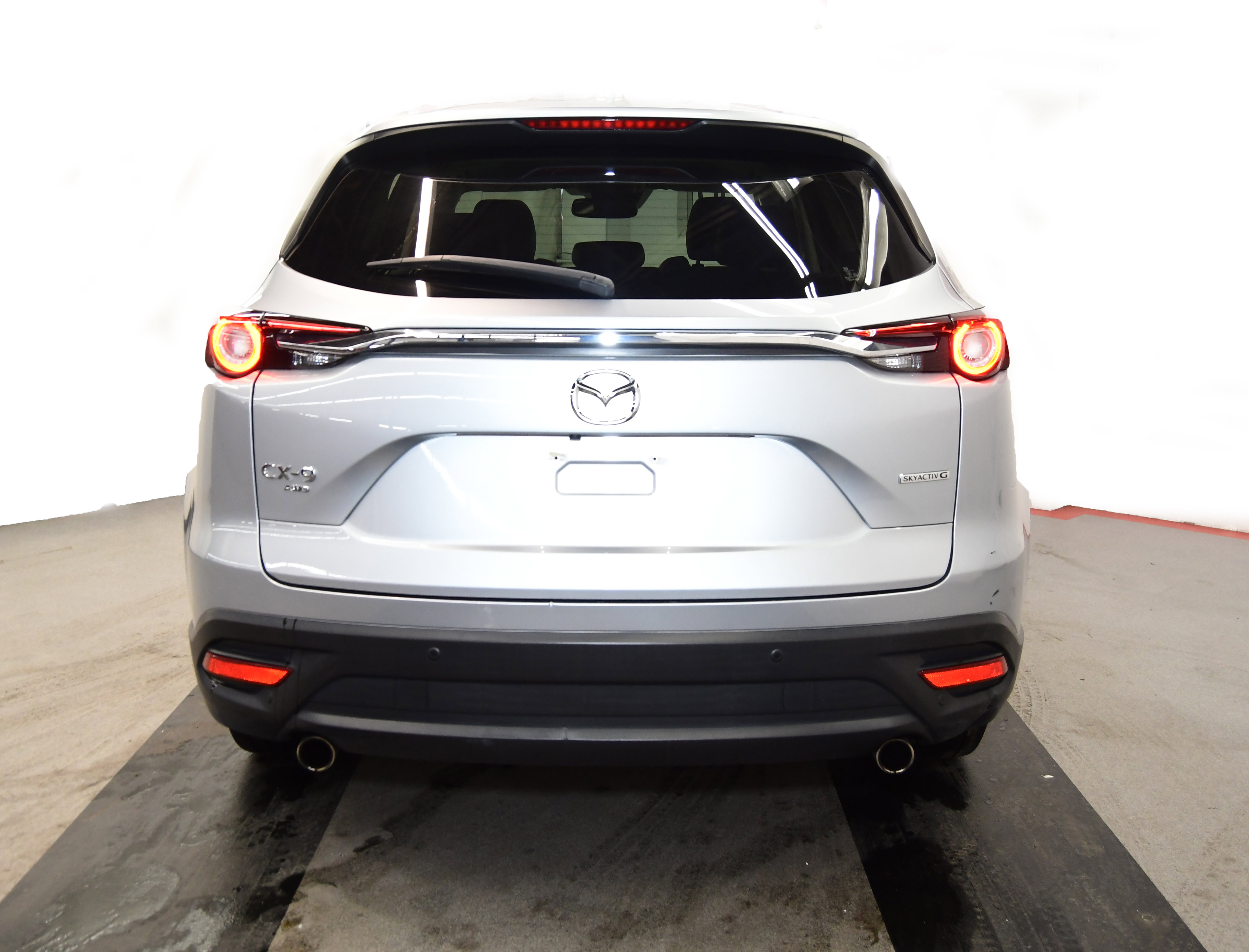 Used 2020 MAZDA CX-9 Touring w/ Touring Premium Package image 6