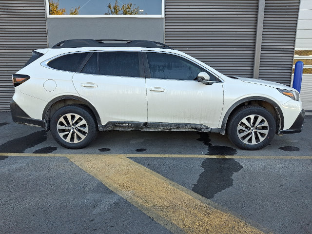Used 2022 Subaru Outback Premium AWD/4WD image 7