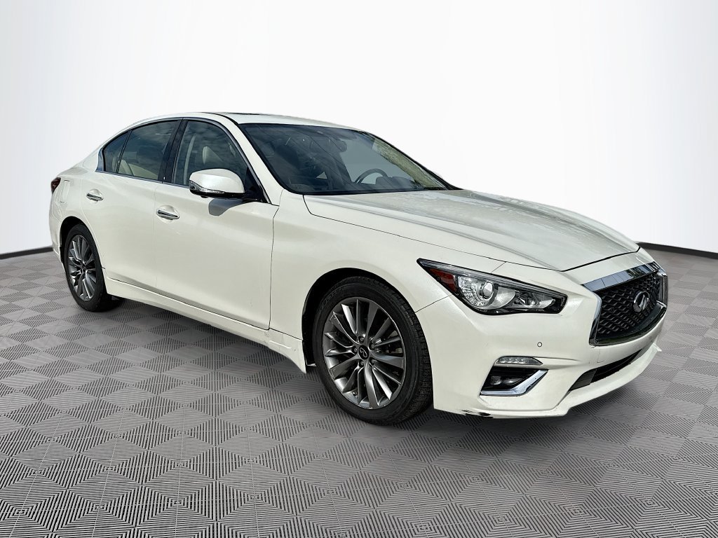 Certified 2023 INFINITI Q50 Luxe w/ Cargo Package AWD/4WD image 4